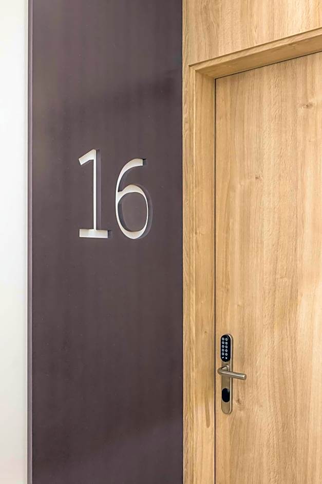 Mon Suites Jardín de Ayora