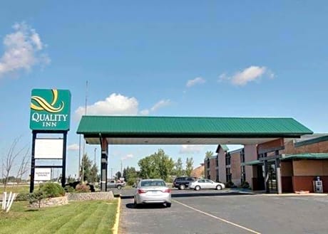 Quality Inn Thief River Falls