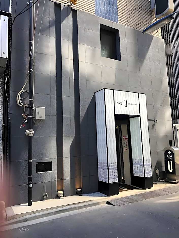 Hotel U