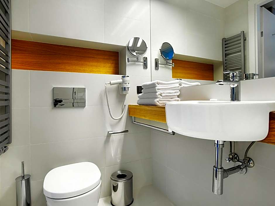 Regatta Hotel Restauracja Spa