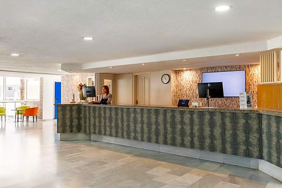 Hotel Catalonia Oro Negro