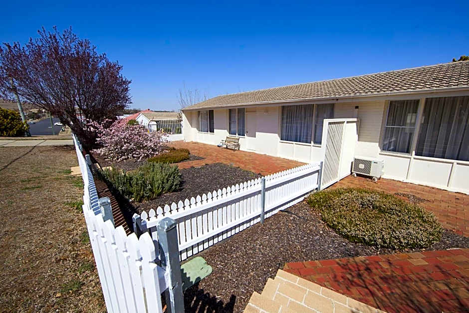 Redhill Cooma Motor Inn