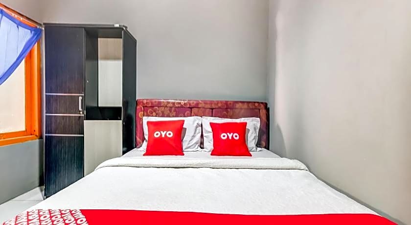 OYO Life 91239 Kost Rosandy House Yogyakarta