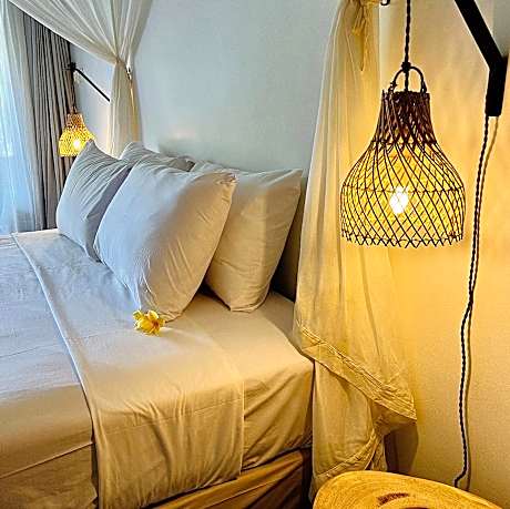Upper Floor Room