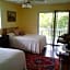 Lava Tree Tropic Inn
