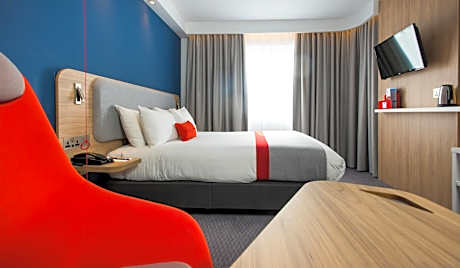 Double Room with Free Hot Breakfast - Accessible