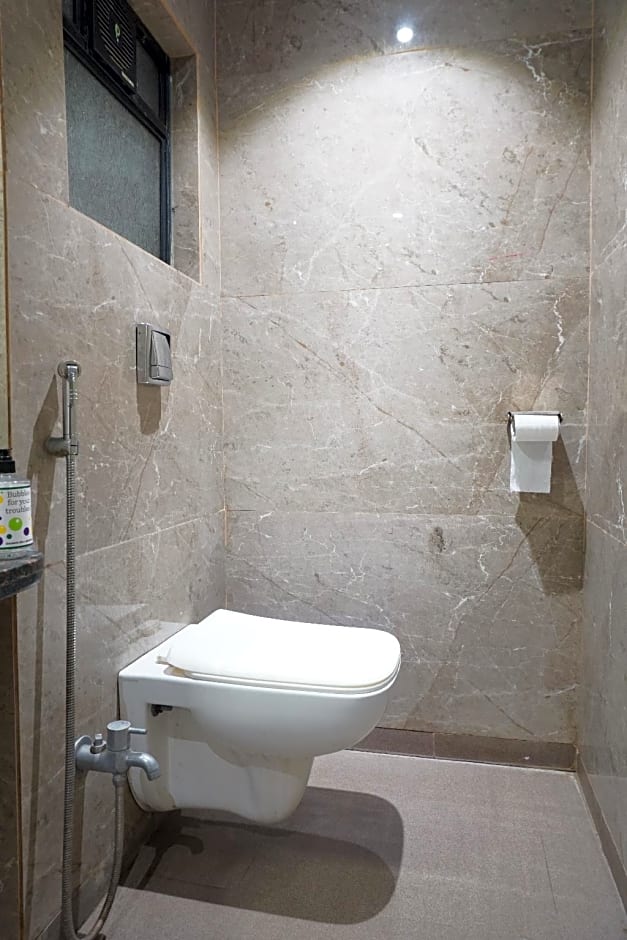 Treebo Trend Classic Grande, Camp