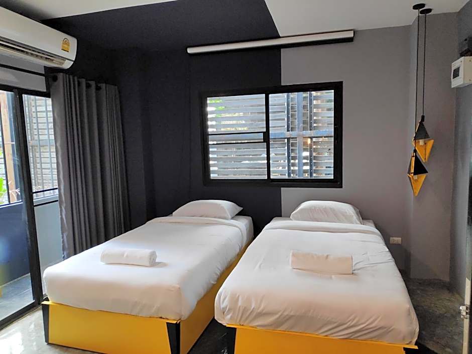 Ratch66 Huai Khwang MRT