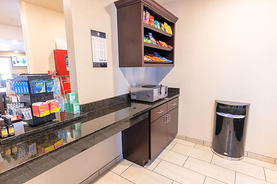 Cobblestone Inn & Suites - Winters