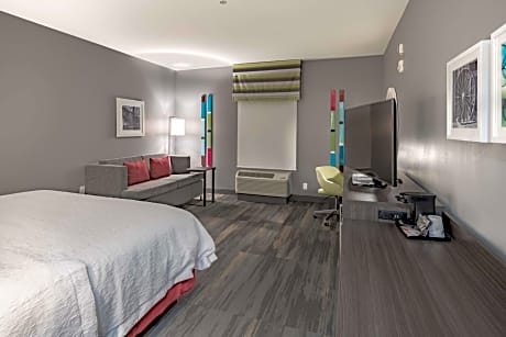 King Room with Sofa Bed - Hearing Access/Non-Smoking