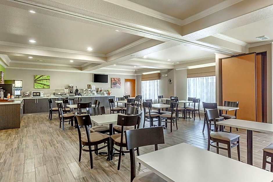 Sleep Inn & Suites Hewitt - South Waco