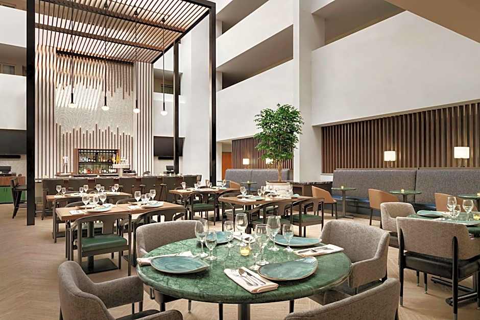 Embassy Suites by Hilton Philadelphia Valley Forge