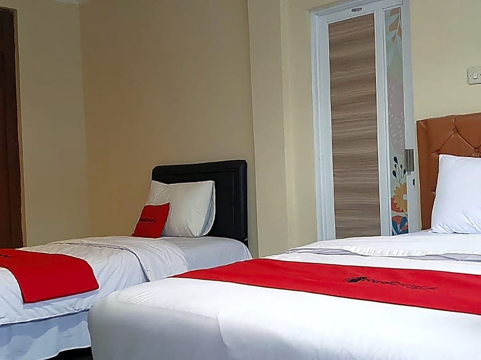 RedDoorz At Hotel Pakem Sari Kaliurang