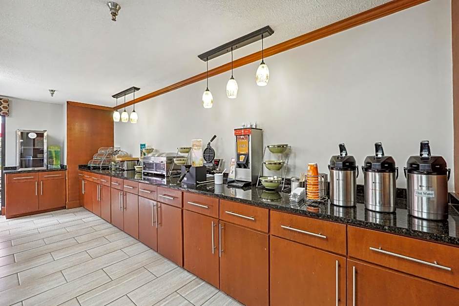 Quality Inn & Suites Dawsonville