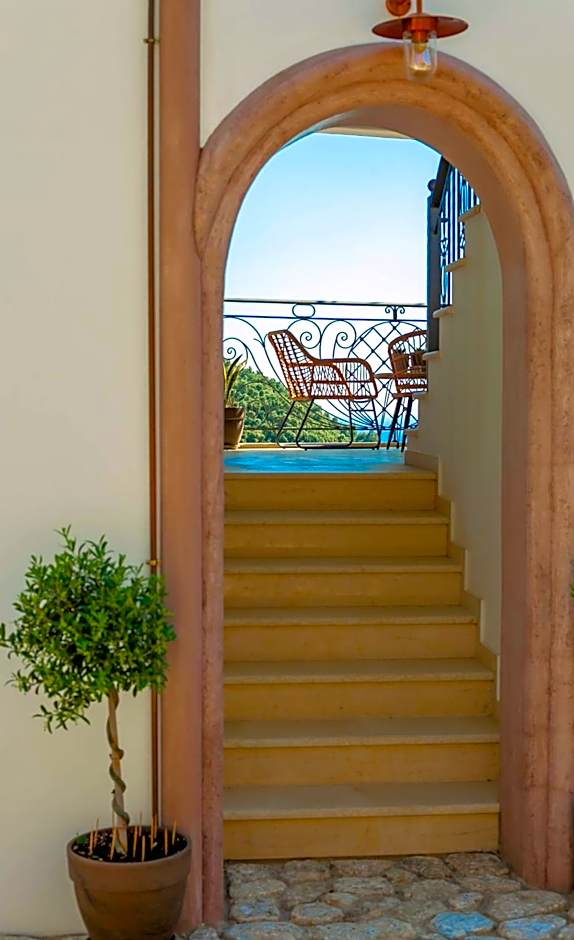 Natura Luxury Suites Parga