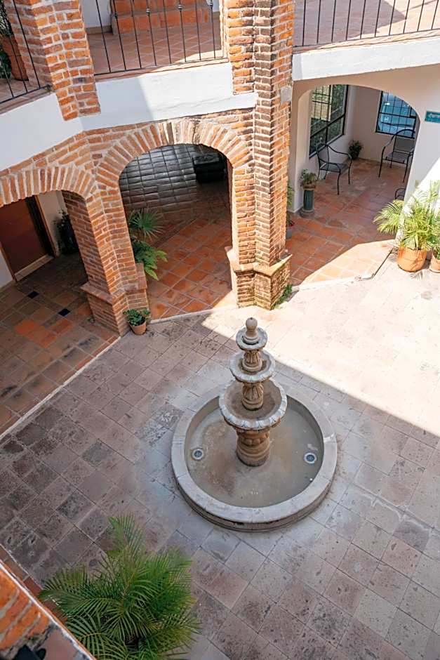 Hotel La Joya Del Lago