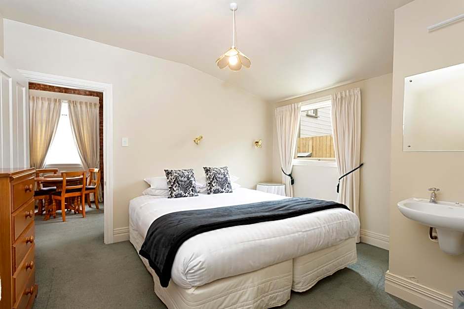 Historic Shipping Office - Akaroa