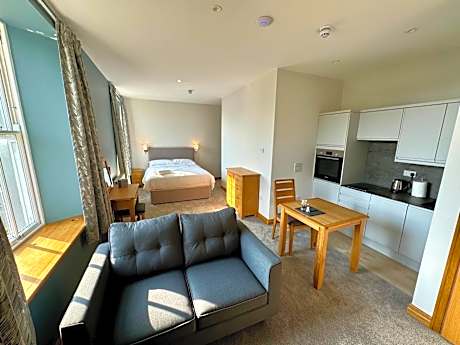 Grindal Studio Apartments - Newly Opened Luxury Accommodation