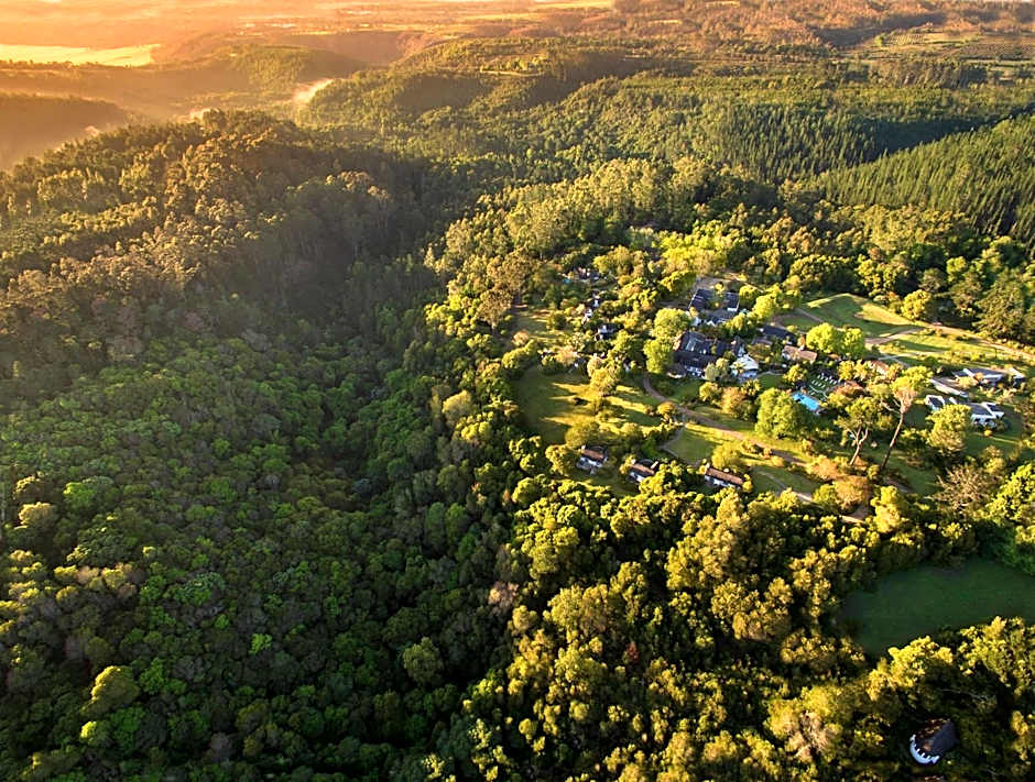 Hunters Country House