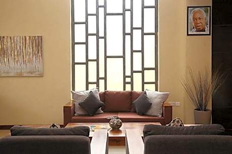 Venus Premier Hotel photo 2