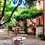 Casa Camboni-Dimora Storica Bed & Breakfast