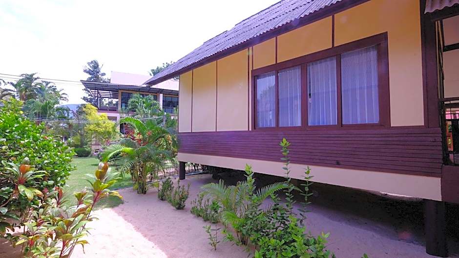 Lolita Bungalow