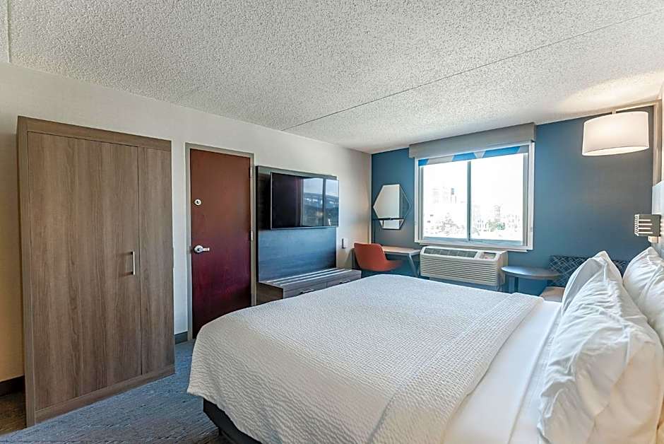 Holiday Inn Express Philadelphia Penns Landing By IHG