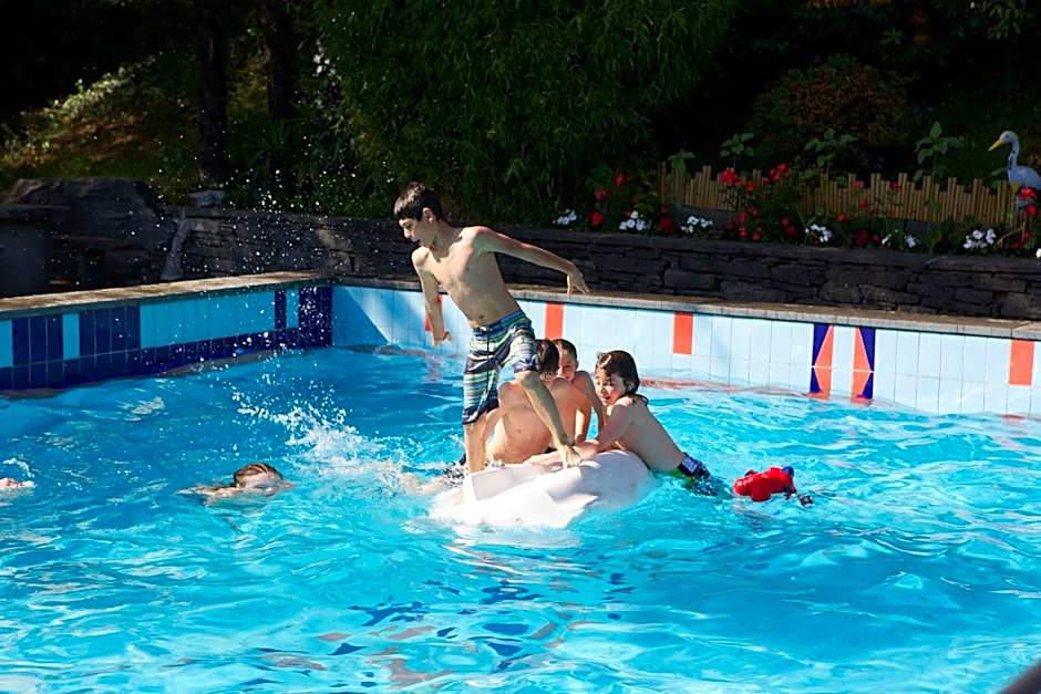 Bamboohouse Motel Riazzino