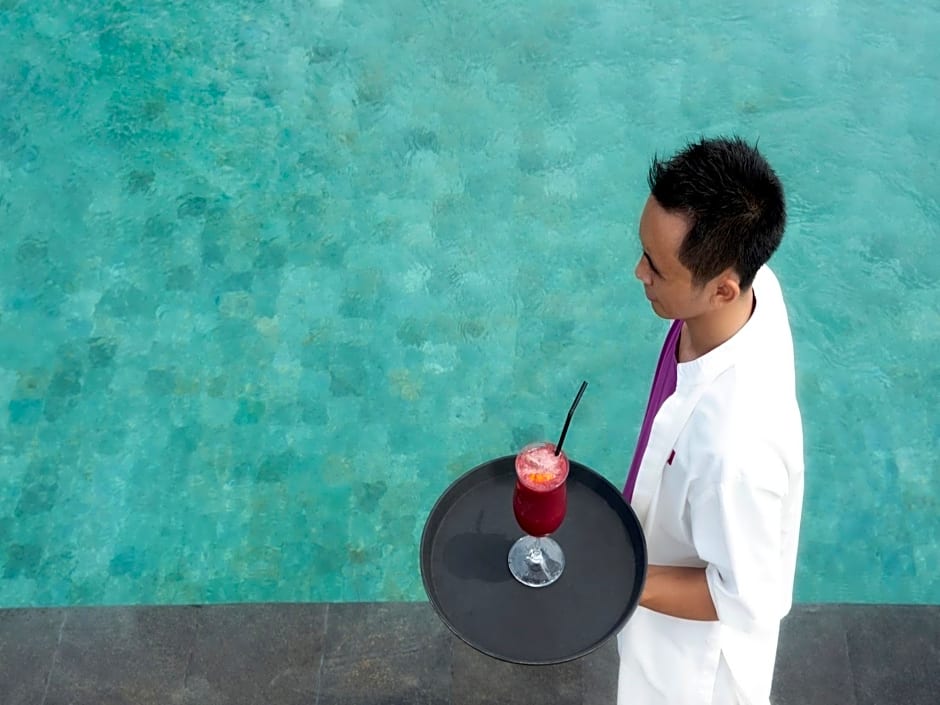 Cross Paasha Bali Seminyak