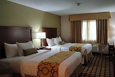 Queen Room with Two Queen Beds and Roll-In Shower - Mobility Accessible/Non-Smoking