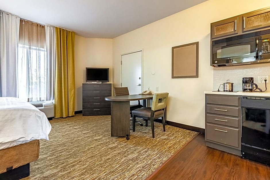 Candlewood Suites Lincoln By IHG