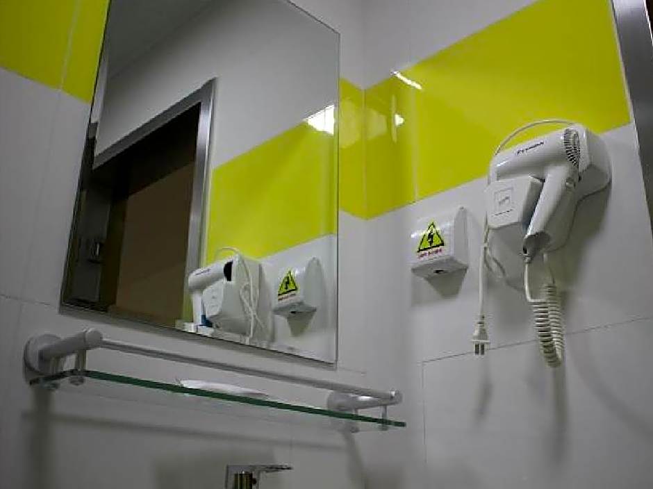 7 Days Inn Zhenjiang Jinshan Park Branch