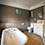 The Oakhill Inn