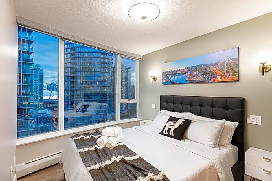 Condo in Downtown Vancouver - Near Rogers Arena