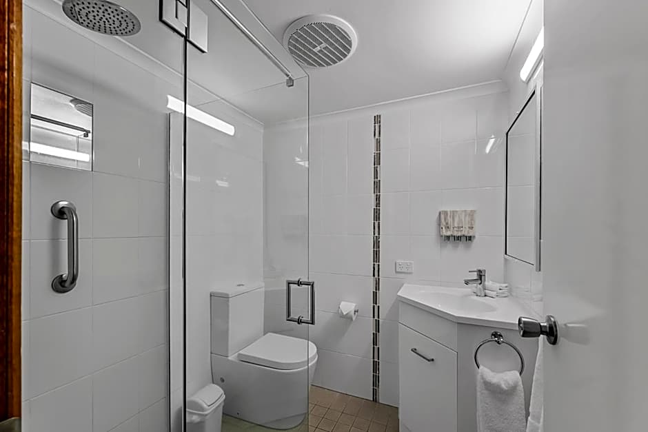 Sapphire Waters Motor Inn