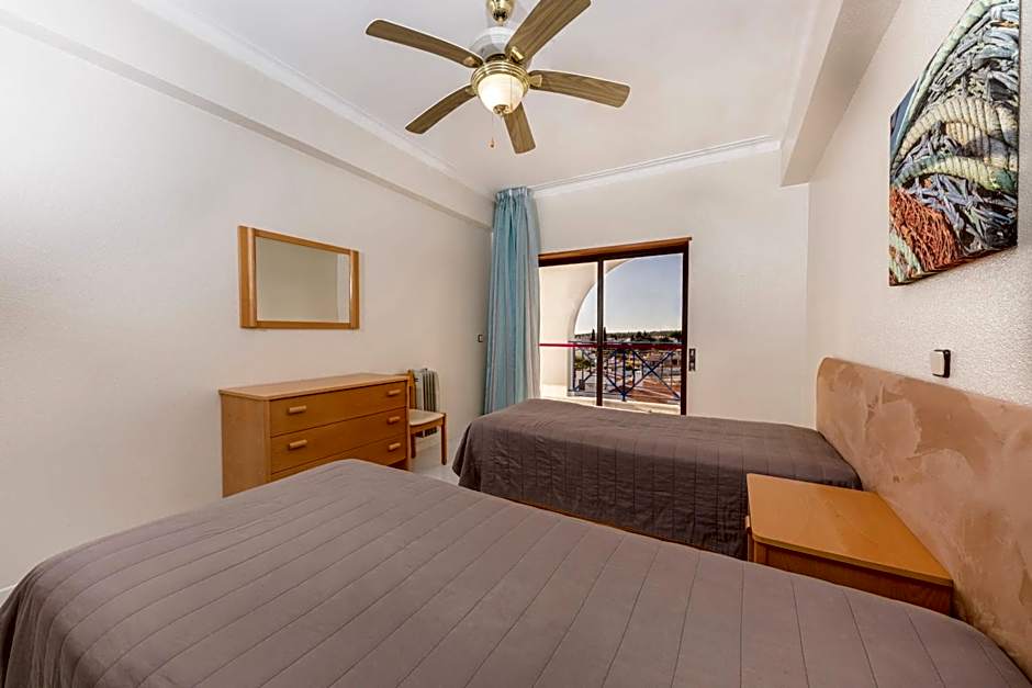 Ukino Terrace Algarve Concept