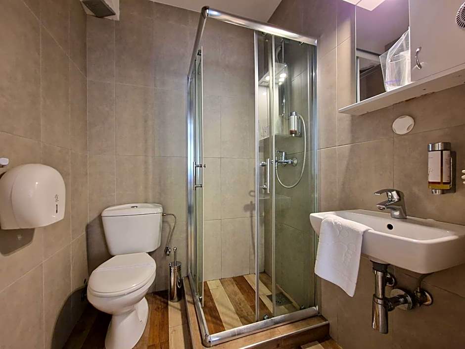 Garni House 46 Plus