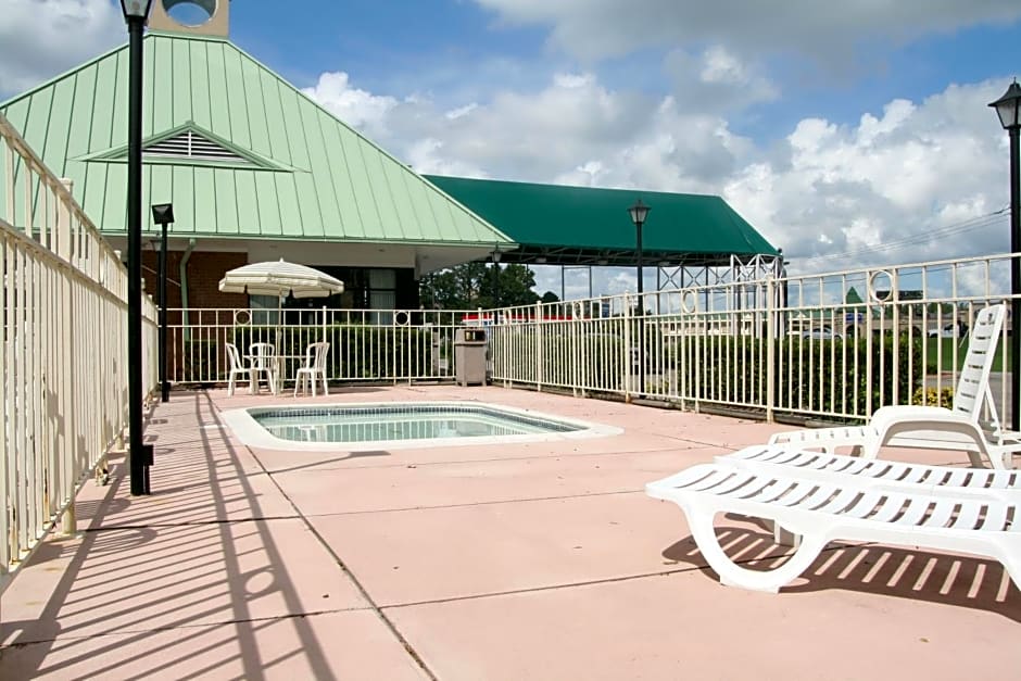 Days Inn by Wyndham Petersburg/South Fort Lee