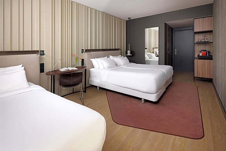 NH Collection Amsterdam Flower Market