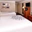 La Quinta Inn & Suites by Wyndham Ruidoso Downs