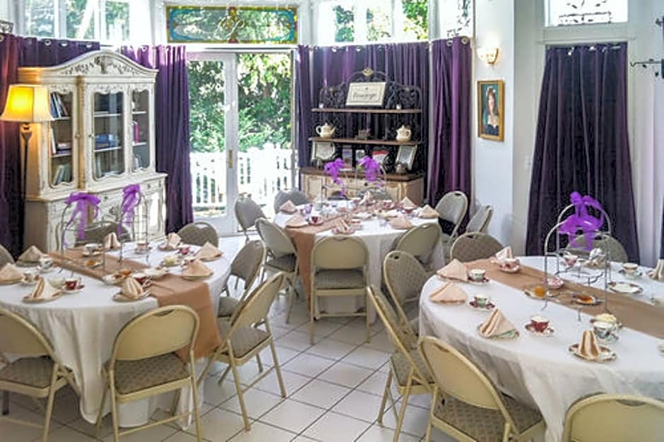 The Columbia Inn at Peralynna Manor