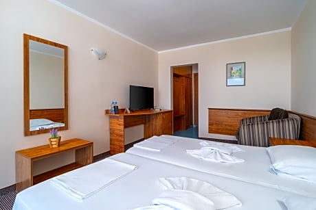 Twin or Double Standard Room Sea View