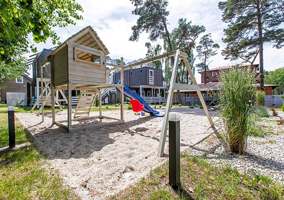 APARTAMENTY przy plaży z basenem z podgrzewaną wodą i mini SPA - Ośrodek Kolonijno-Wczasowy Mewa