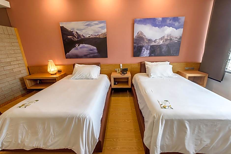 Diez Hotel Categoría Colombia