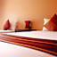 Dee Ma Hotel