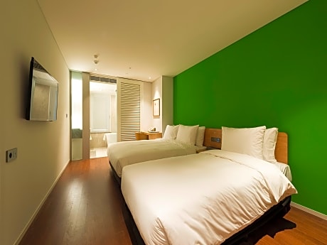 Family Room Two Beds