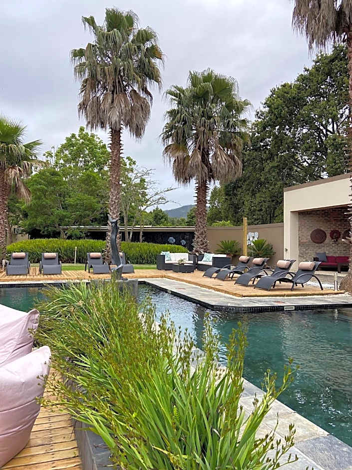 Lily Pond Country Lodge