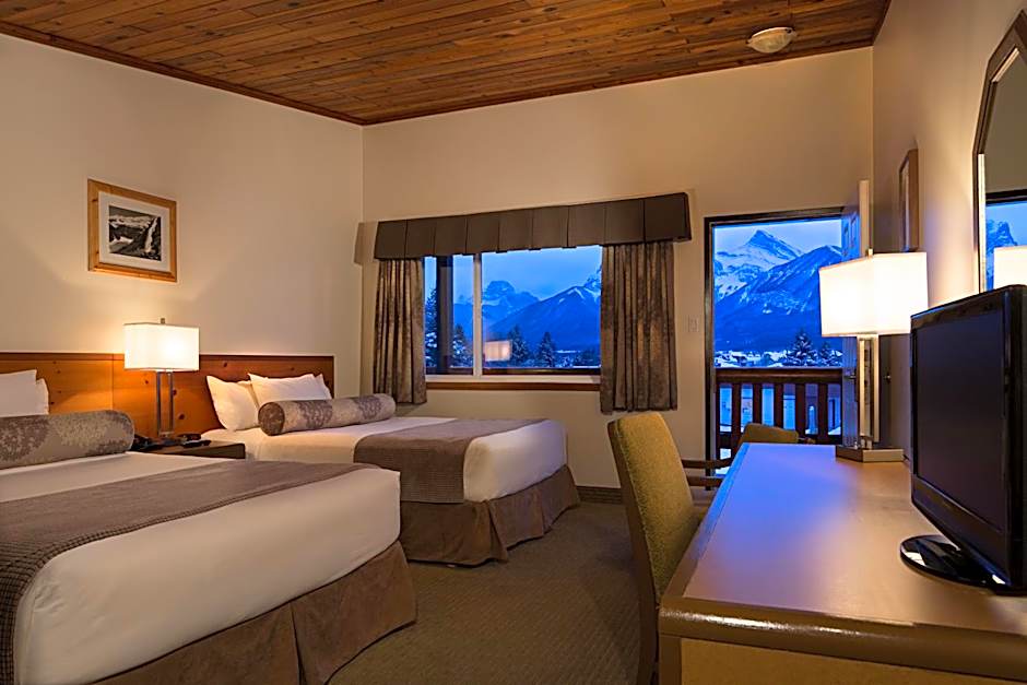 Rocky Mountain Ski Lodge