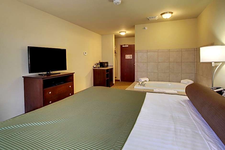 Cobblestone Inn & Suites - Cambridge