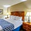 Econo Lodge Inn & Suites